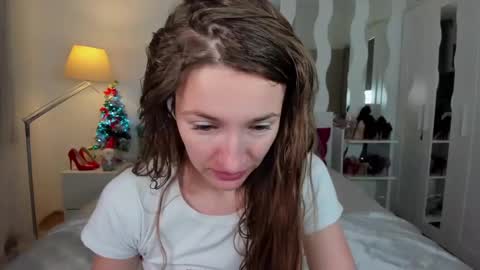 Snapshot of kate_redgar chatting on 01-20-25, 01:53 kate_redgar online show from 01-20-25, 01:53