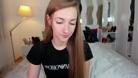 Snapshot of kate_redgar chatting on 02-01-25, 03:18 kate_redgar online show from 02-01-25, 03:18