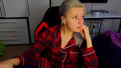 Kate  Sex-House  MILA WAYGMT2 MonTue  0300am-1500am online show from 12-03-24, 06:59