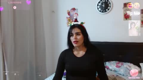 kateangelly online show from 12-17-25, 03:01