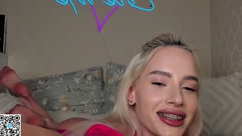    online show from 12-14-24, 10:28