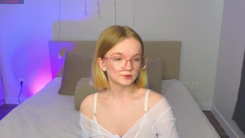katebunnys online show from 04-15-26, 04:41
