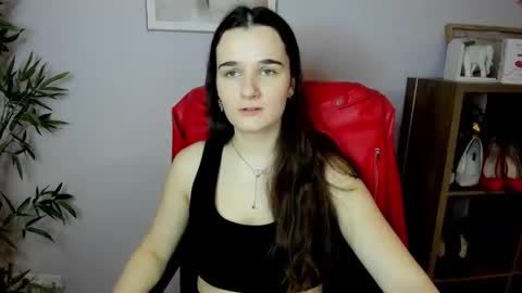 Snapshot of katedesire chatting on 02-22-25, 10:40 Kate  online show from 02-22-25, 10:40