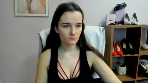 Snapshot of katedesire chatting on 04-26-26, 06:44 Kate online show from 04-26-26, 06:44