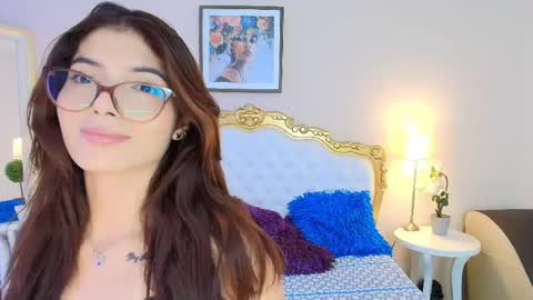 katee Martinez online show from 05-19-26, 07:20