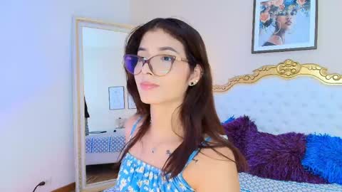 katee Martinez online show from 05-20-26, 07:42