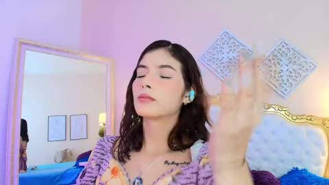 katee Martinez online show from 06-01-26, 07:48