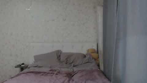 Kate Bunny online show from 10-21-25, 03:35