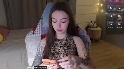 Snapshot of kateleoo chatting on 03-09-25, 03:38 Im Kate online show from 03-09-25, 03:38