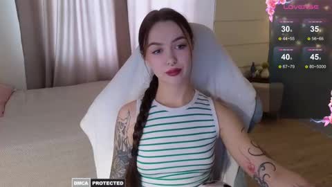 Snapshot of kateleoo chatting on 09-11-25, 10:26 Im Kate online show from 09-11-25, 10:26