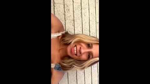 Katelin online show from 10-26-25, 10:25