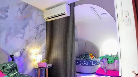 Im Katherine but call me Kate  online show from 10-05-25, 12:47