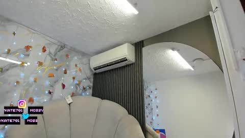 Im Katherine but call me Kate  online show from 11-14-25, 12:26