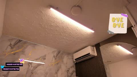 Im Katherine but call me Kate  online show from 04-03-26, 12:14