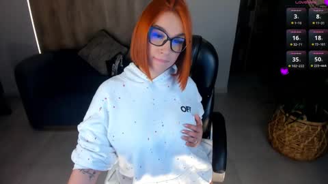  Kate Owens  online show from 03-01-25, 10:45