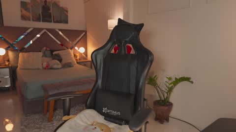  Kate Owens  online show from 02-18-26, 12:12