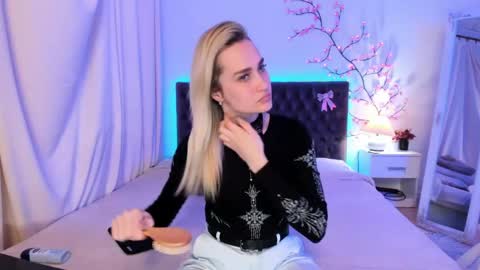 KateOwyns online show from 04-07-26, 12:27