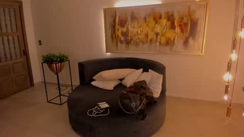 K A T E  online show from 11-02-25, 07:22