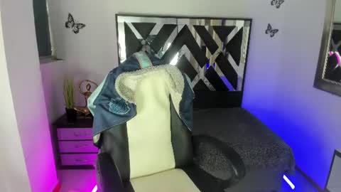 Snapshot of katha_angels chatting on 07-29-26, 09:35 katha_angels online show from 07-29-26, 09:35