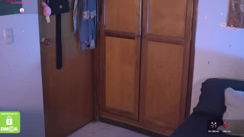 Katerine online show from 03-25-26, 12:38