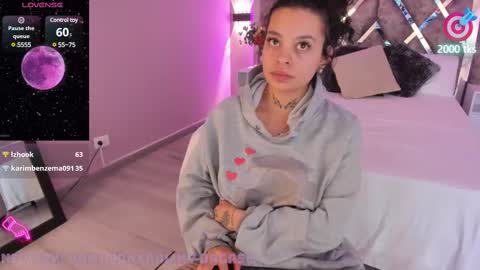 Snapshot of kathegomez_ chatting on 02-18-25, 09:10 KatheGomez online show from 02-18-25, 09:10
