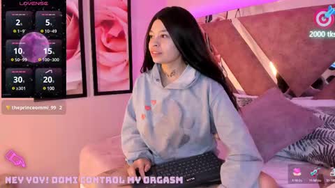 Snapshot of kathegomez_ chatting on 02-23-25, 01:10 KatheGomez online show from 02-23-25, 01:10