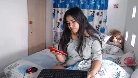Snapshot of kathiie_ chatting on 12-02-24, 11:01 K A T H I E online show from 12-02-24, 11:01