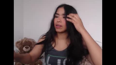 Snapshot of kathiie_ chatting on 12-17-24, 12:43 K A T H I E online show from 12-17-24, 12:43