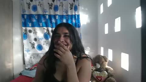 Snapshot of kathiie_ chatting on 01-16-25, 12:09 K A T H I E online show from 01-16-25, 12:09