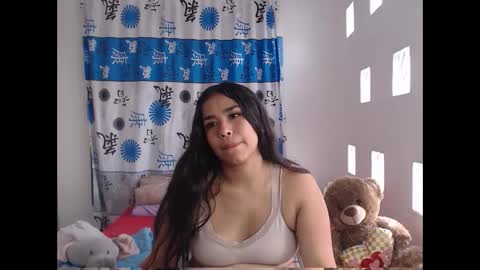 Snapshot of kathiie_ chatting on 02-04-25, 08:28 K A T H I E online show from 02-04-25, 08:28