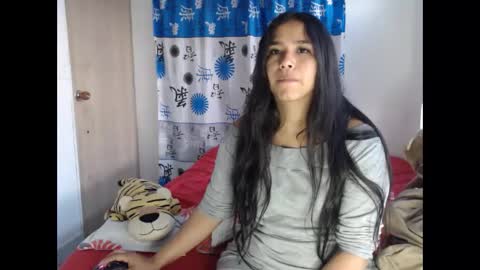 Snapshot of kathiie_ chatting on 03-10-25, 11:21 K A T H I E online show from 03-10-25, 11:21