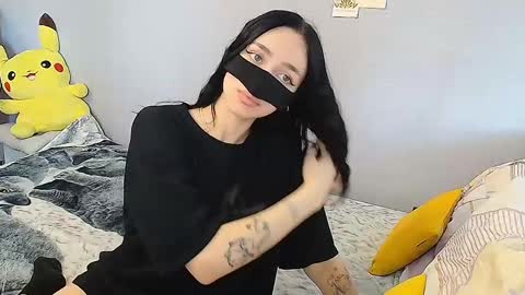 KathrineBerry online show from 02-13-25, 04:43