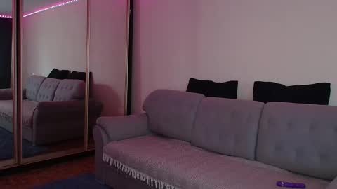 KathrineBerry online show from 09-19-25, 03:08