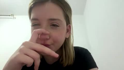 Jessie online show from 05-30-26, 05:32