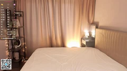 Lola online show from 04-21-26, 04:08