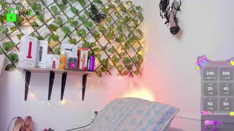 Kay online show from 11-26-25, 02:40