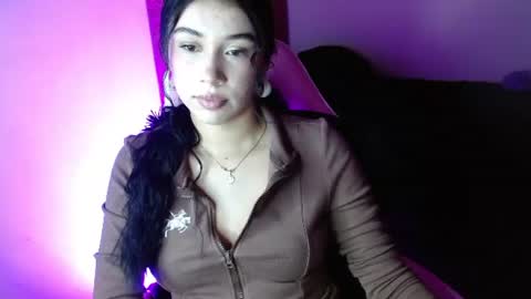 Snapshot of kathy_de chatting on 06-30-26, 05:25 kathy de online show from 06-30-26, 05:25