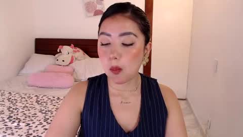 Snapshot of kathyrose_ chatting on 07-15-26, 07:52 Kathy online show from 07-15-26, 07:52