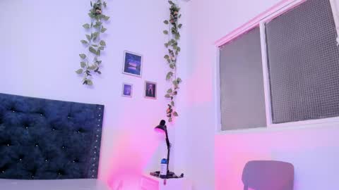KATALINA online show from 05-21-26, 02:13