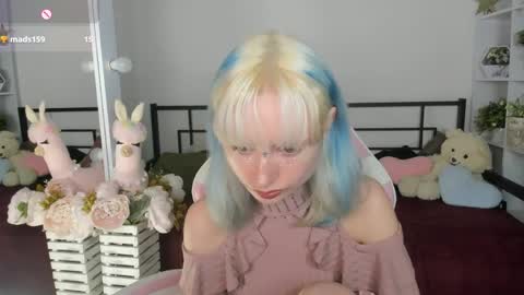 Katia  online show from 04-20-26, 05:48