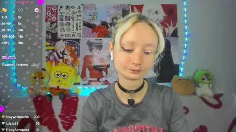 Snapshot of katia_nabiee chatting on 06-04-26, 05:35 Katia online show from 06-04-26, 05:35