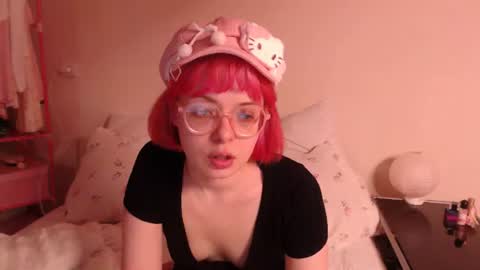 Katie Deville online show from 07-15-26, 08:36