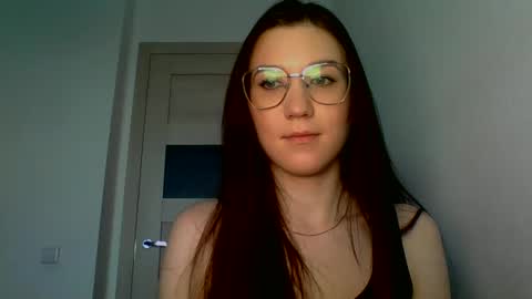 Snapshot of katie_foxi chatting on 02-16-25, 01:16 katie_foxi online show from 02-16-25, 01:16