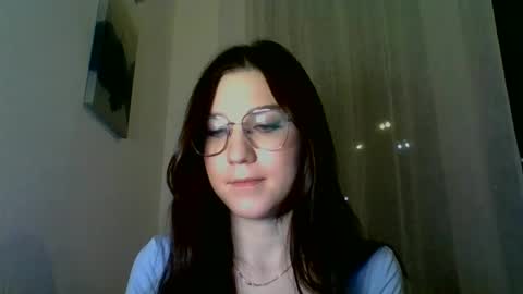Snapshot of katie_foxi chatting on 02-21-25, 08:16 katie_foxi online show from 02-21-25, 08:16
