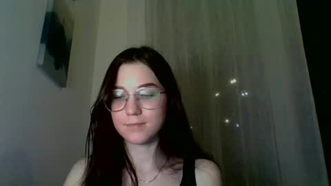 Snapshot of katie_foxi chatting on 03-06-25, 09:53 katie_foxi online show from 03-06-25, 09:53