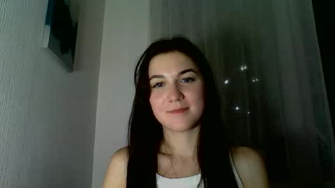Snapshot of katie_foxi chatting on 10-12-25, 05:01 katie_foxi online show from 10-12-25, 05:01