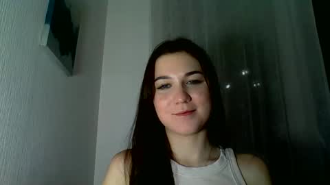 Snapshot of katie_foxi chatting on 10-15-25, 04:18 katie_foxi online show from 10-15-25, 04:18