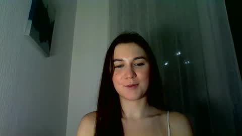 katie_foxi online show from 10-28-25, 07:16