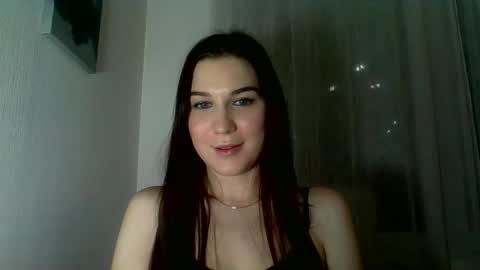 katie_foxi online show from 12-15-25, 08:13