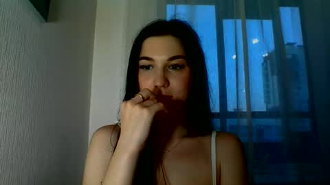 katie_foxi online show from 06-11-26, 07:12